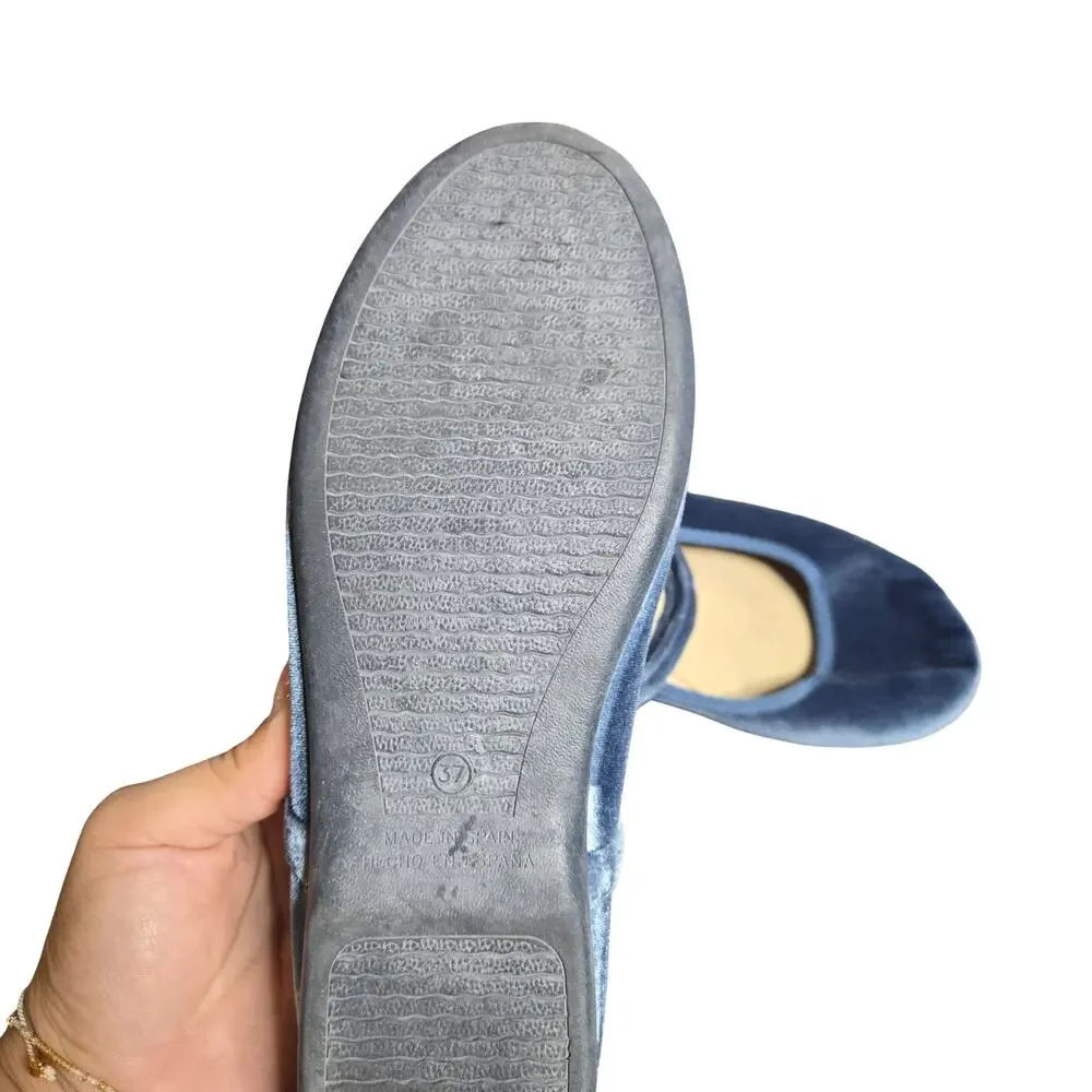 ChildrenChic Cassie Blue Velvet Mary Jane Flats Size: 37
